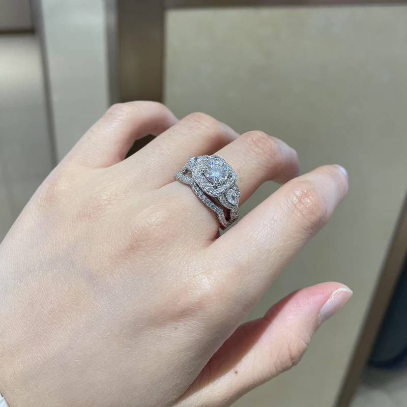 S925 Silver Plated Platinum Primary and Secondary Set Ring Stacked Women's Ring Customized Selection Main Stone Moissanite Diamond 0.8ct/Secondary Stone High Carbon Diamond